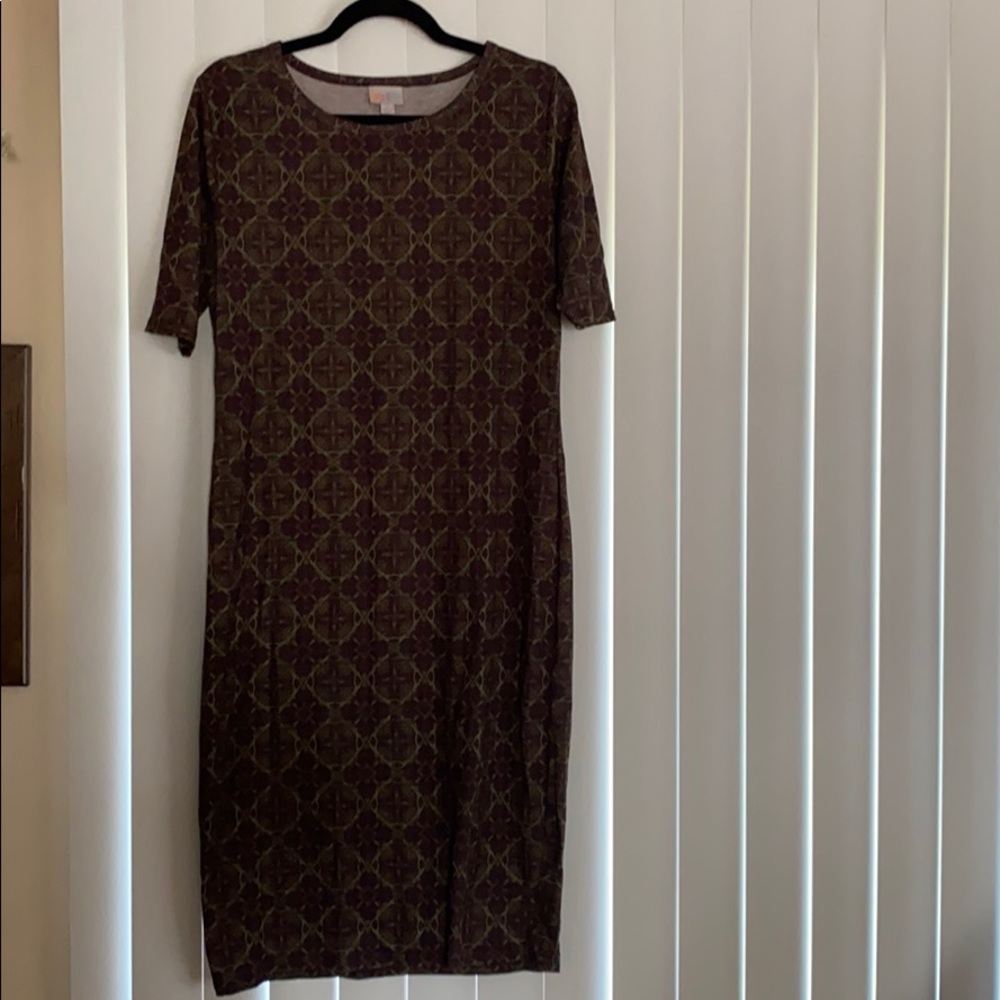 LuLaRoe Julia - Size Large